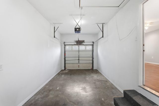 8915 Cloverhill Road, Little Rock, AR 72205