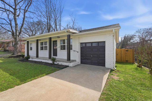 8915 Cloverhill Road, Little Rock, AR 72205