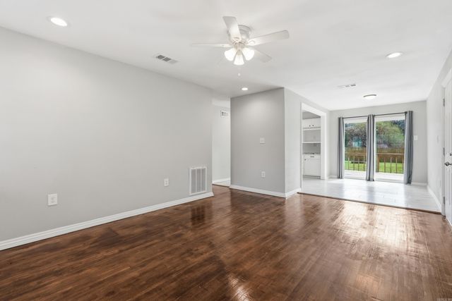 8915 Cloverhill Road, Little Rock, AR 72205