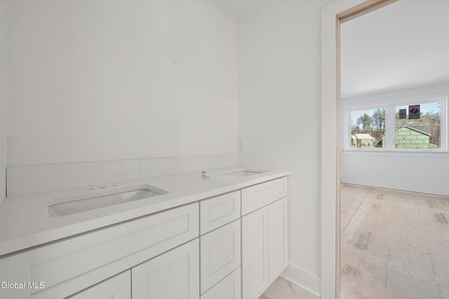 2 Wisteria Court, Wilton, NY 12866