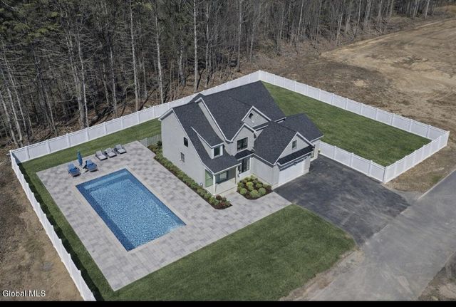 2 Wisteria Court, Wilton, NY 12866