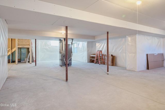 2 Wisteria Court, Wilton, NY 12866