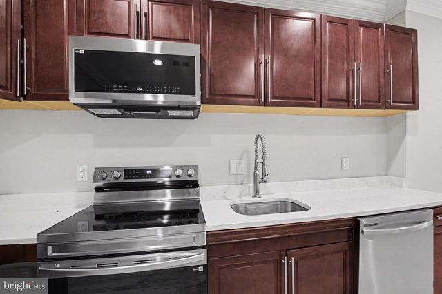 219 P ST NW, Washington, DC 20001