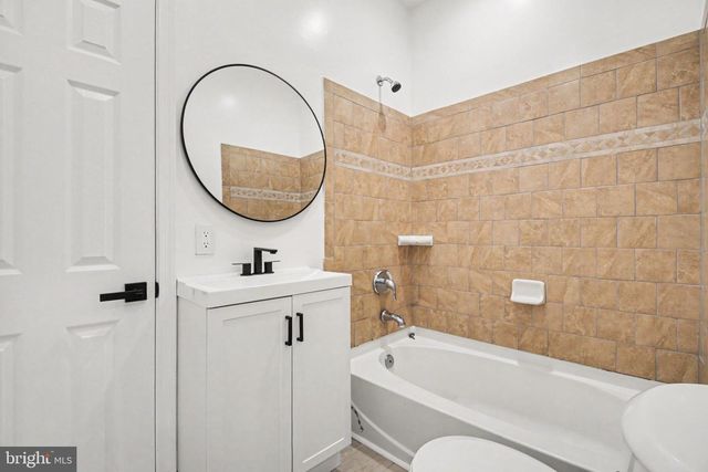 219 P ST NW, Washington, DC 20001