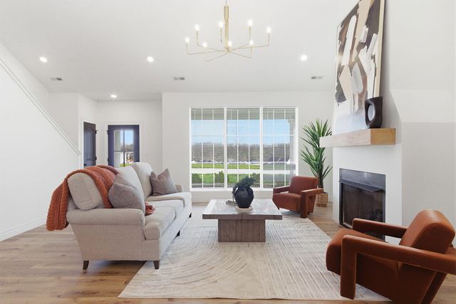 4611 STONE MOUNTAIN PKY, Columbia, MO 65201