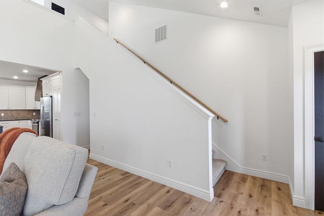 4611 STONE MOUNTAIN PKY, Columbia, MO 65201