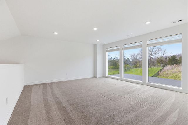 4611 STONE MOUNTAIN PKY, Columbia, MO 65201