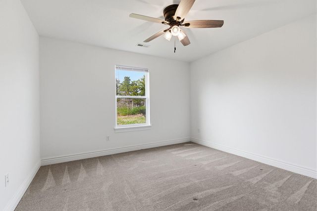 4611 STONE MOUNTAIN PKY, Columbia, MO 65201