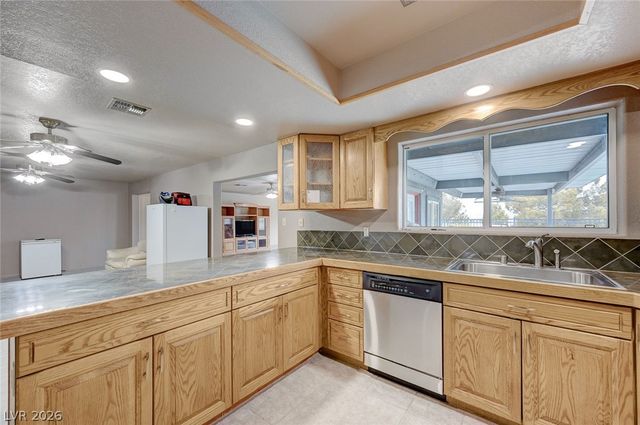 120 West Middleton Drive, Henderson, NV 89015