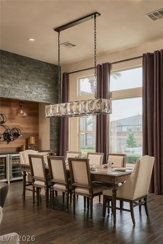 8255 Canyon Tree Court, Las Vegas, NV 89113