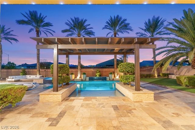 8255 Canyon Tree Court, Las Vegas, NV 89113