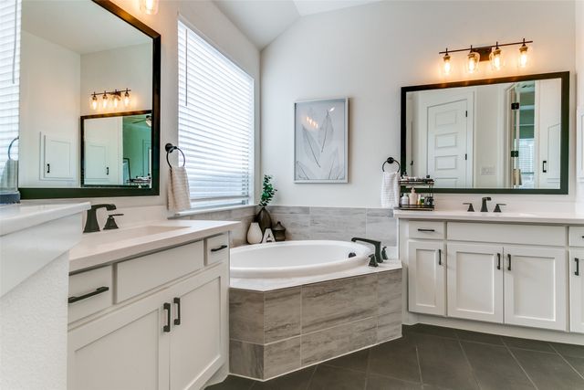 9704 Boulder Point Road, Oak Point, TX 75068