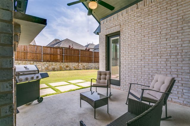 9704 Boulder Point Road, Oak Point, TX 75068