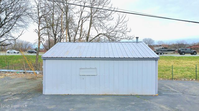 1904 Broadway, Watervliet, NY 12189