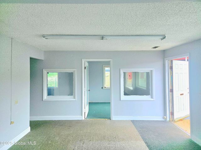 1904 Broadway, Watervliet, NY 12189