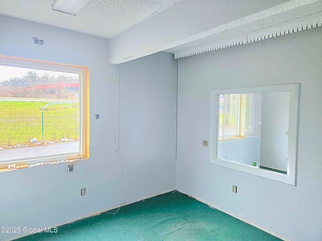 1904 Broadway, Watervliet, NY 12189