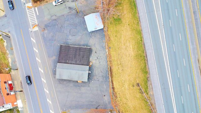 1904 Broadway, Watervliet, NY 12189