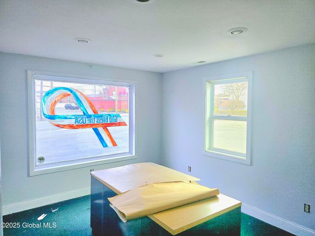 1904 Broadway, Watervliet, NY 12189