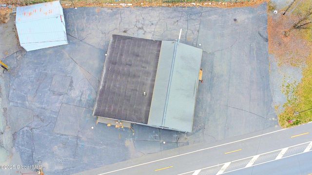 1904 Broadway, Watervliet, NY 12189