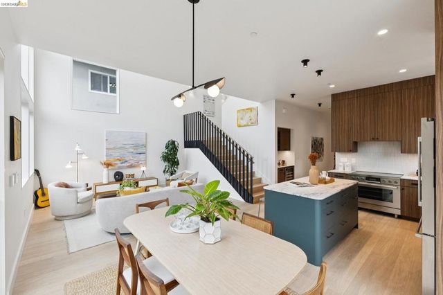 1523 Stuart, Berkeley, CA 94703