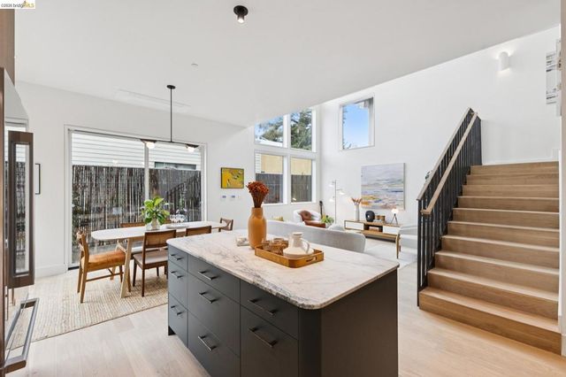 1523 Stuart, Berkeley, CA 94703