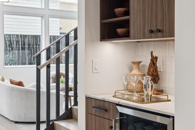 1523 Stuart, Berkeley, CA 94703