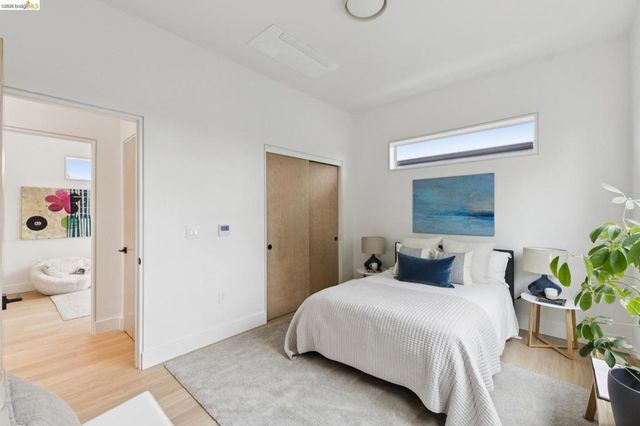 1523 Stuart, Berkeley, CA 94703