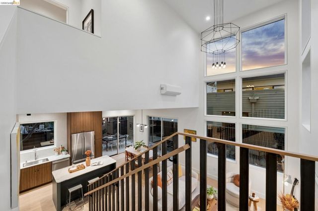1523 Stuart, Berkeley, CA 94703