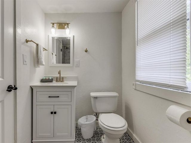 3623 N Shartel Avenue, Oklahoma City, OK 73118