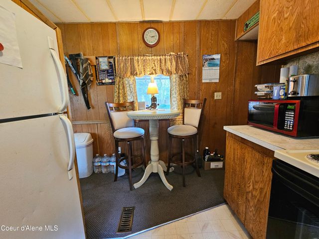 109 Geronimo Lane, Sandpoint, ID 83864