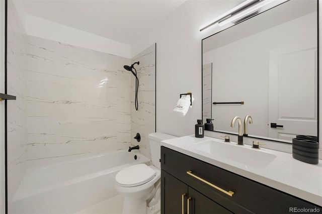 9047 E Mansfield Avenue, Denver, CO 80237