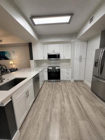 6960 SW 39th St E102, Davie, FL 33314