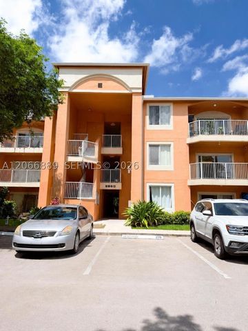 6960 SW 39th St E102, Davie, FL 33314
