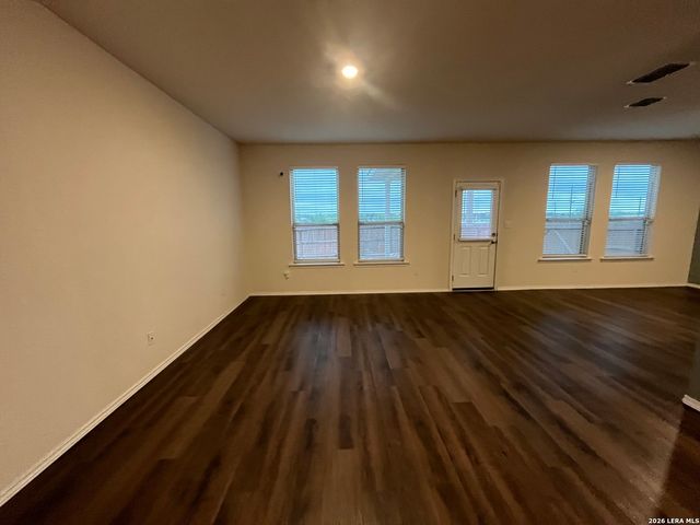 111 Sundrop Trail, New Braunfels, TX 78130