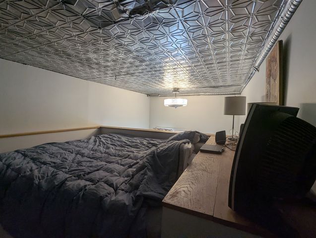 1657 N Monticello Avenue, Chicago, IL 60647