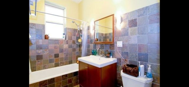 1657 N Monticello Avenue, Chicago, IL 60647