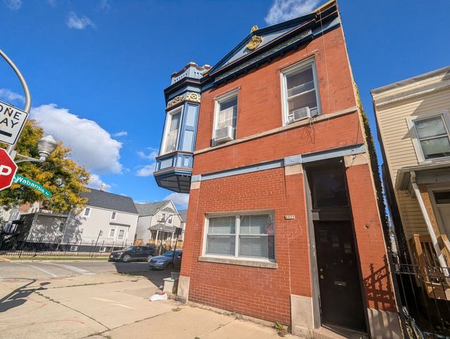 1657 N Monticello Avenue, Chicago, IL 60647