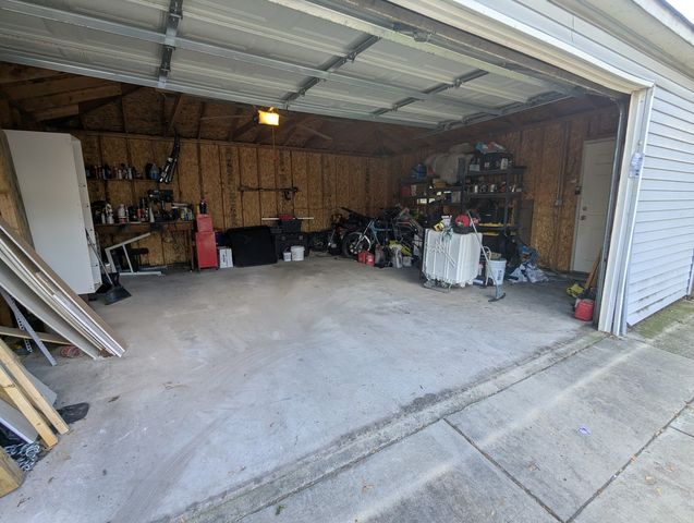 1657 N Monticello Avenue, Chicago, IL 60647