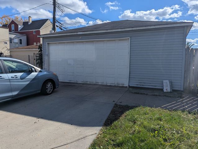 1657 N Monticello Avenue, Chicago, IL 60647