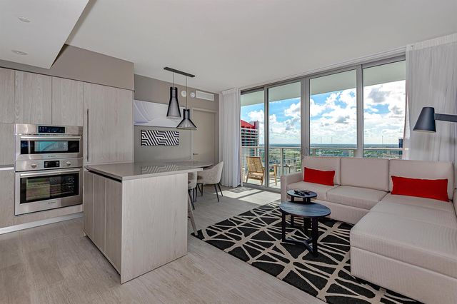 4010 S Ocean Drive R2404, Hollywood, FL 33019