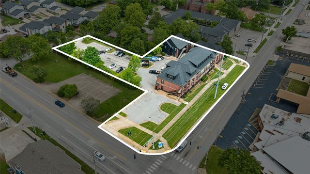 1137 N Leverett Avenue 202, Fayetteville, AR 72703