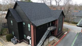 1137 N Leverett Avenue 202, Fayetteville, AR 72703