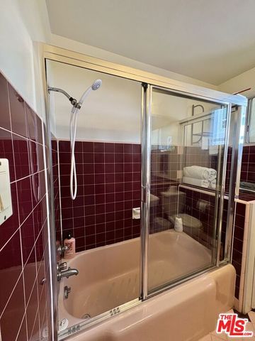 6041 Cleon Avenue, North Hollywood (los Angeles), CA 91606