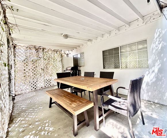 6041 Cleon Avenue, North Hollywood (los Angeles), CA 91606