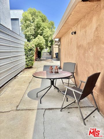 6041 Cleon Avenue, North Hollywood (los Angeles), CA 91606
