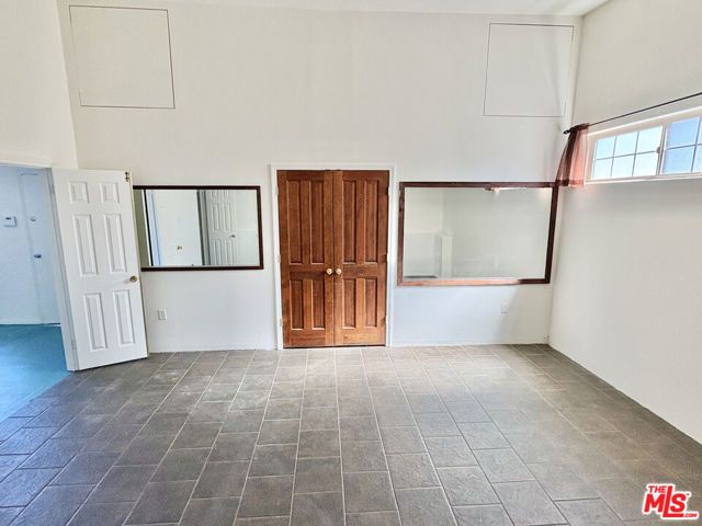 6041 Cleon Avenue, North Hollywood (los Angeles), CA 91606