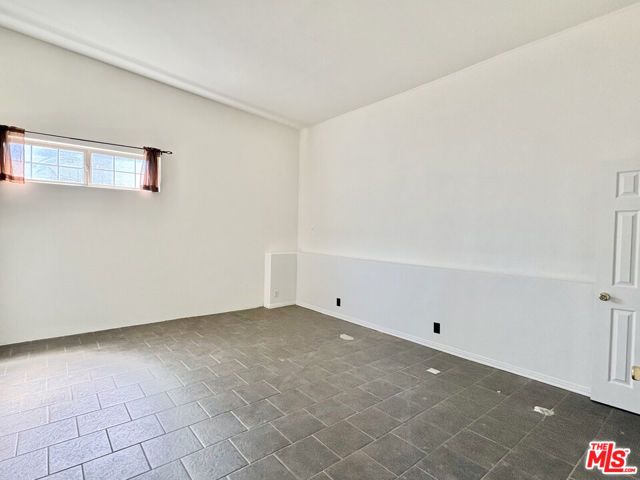 6041 Cleon Avenue, North Hollywood (los Angeles), CA 91606