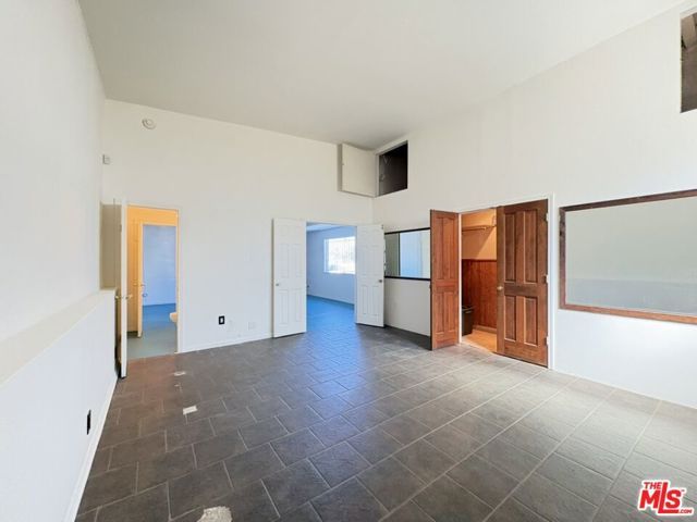 6041 Cleon Avenue, North Hollywood (los Angeles), CA 91606