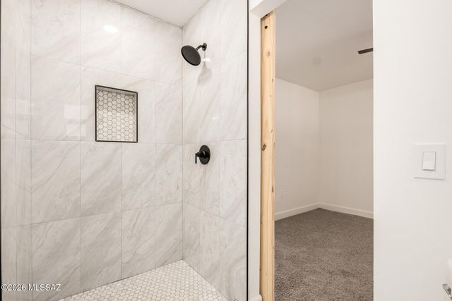 417 S Kenyon Drive, Tucson, AZ 85710