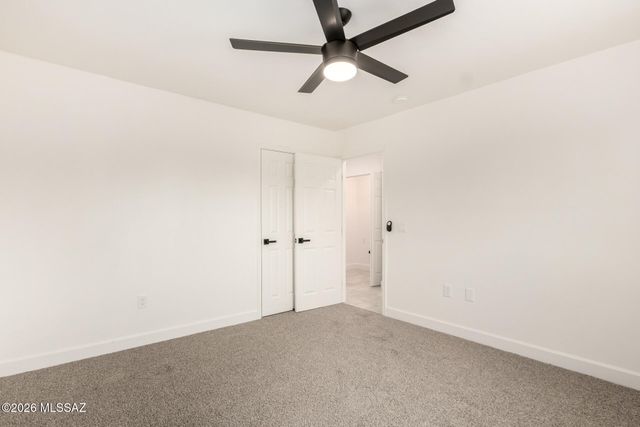 417 S Kenyon Drive, Tucson, AZ 85710
